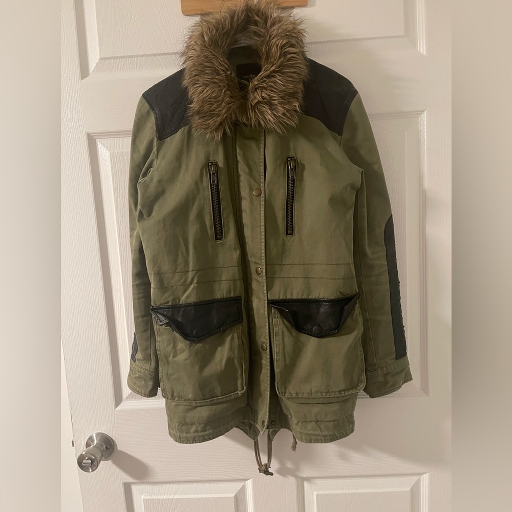 Forever 21 Women jacket